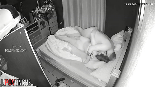 Couple knows a lot about oral pleasure (hidden tape)