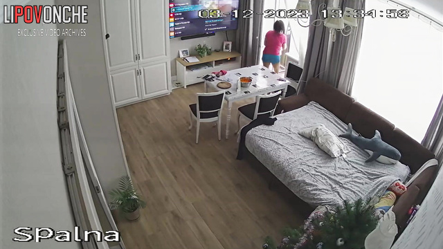 Man cumed on the floor and immediately cleaned up his sperm