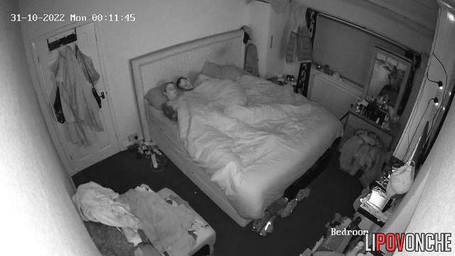Skinny Dude Fucks Curvy Tattooed Blonde On Bed And Cums Inside Her