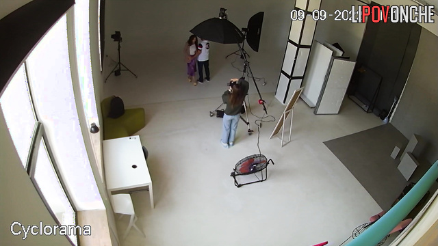 Innocent photoshoot can turn into sex with a photographer
