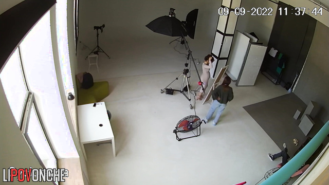 Innocent photoshoot can turn into sex with a photographer