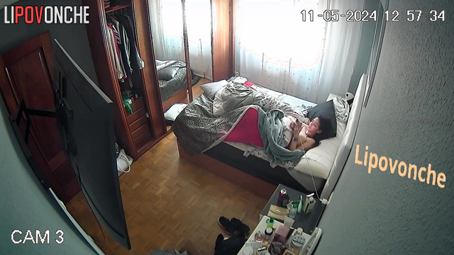Sleepy brunette wants to fuckinstead of staying in the bed