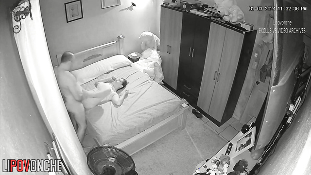 Gentle 69 sex before work / hidden cam fixed a couple