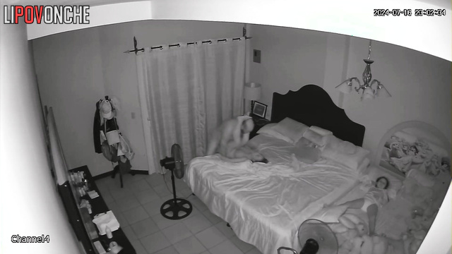 Couple enjoying each other - 69 sex scenes (bedroom)