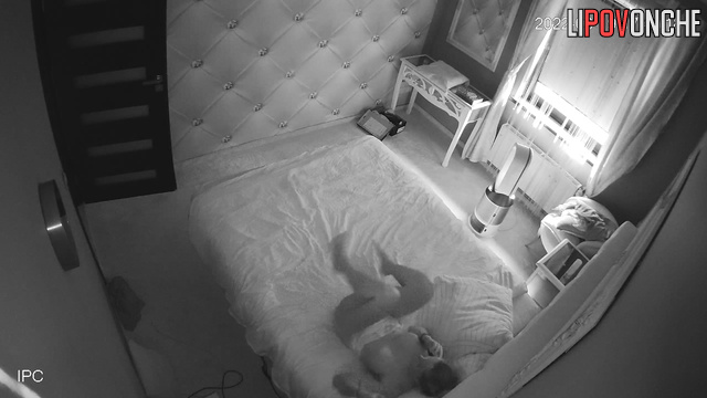 Home camera fixed hot blowjob in the bedroom