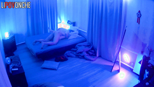 Hidden cum fixed a couple in 69 position / bedroom tape