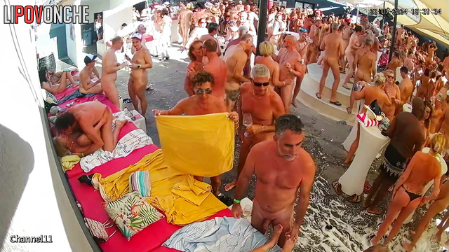 Watch these horny people - swingers did dirty things