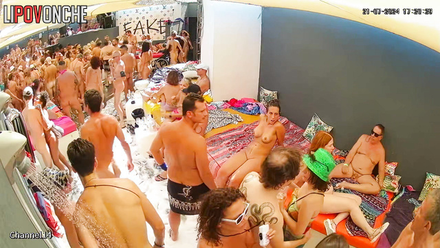 Naked people fucking during adult party (hidden cam)