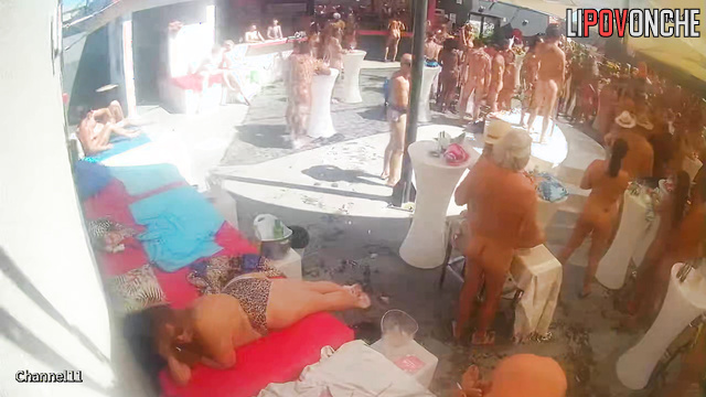 Naked adult party with strange people (they dancing all morning)