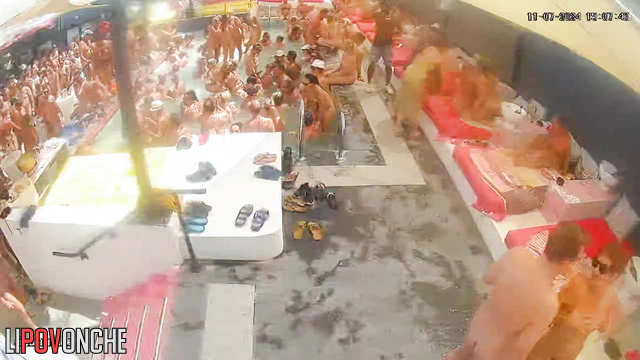 Guy making her cunnilingus during a party, watch