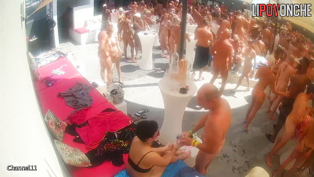 Lazy swinger show - pool summer party, watch now