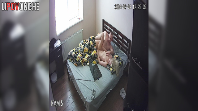 Man treated her mouth with his dick (bedroom scenes)