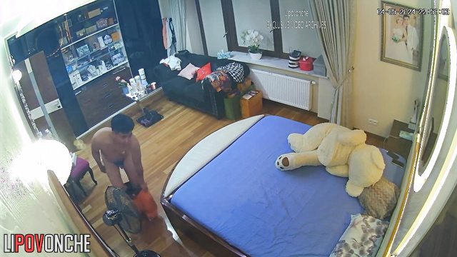 Fucker cumed all her bed that night (cool hidden video)
