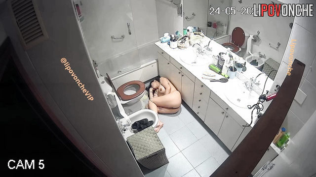 Babe fell asleep right on the toilet (funny tape)
