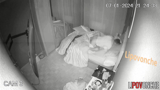 Sex happened right before the relatives arrived (night video)