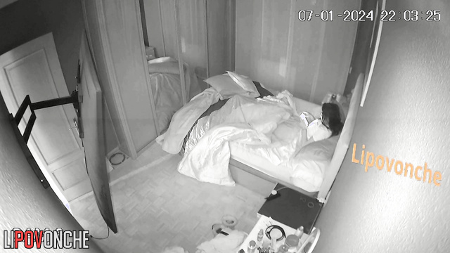 Sex happened right before the relatives arrived (night video)