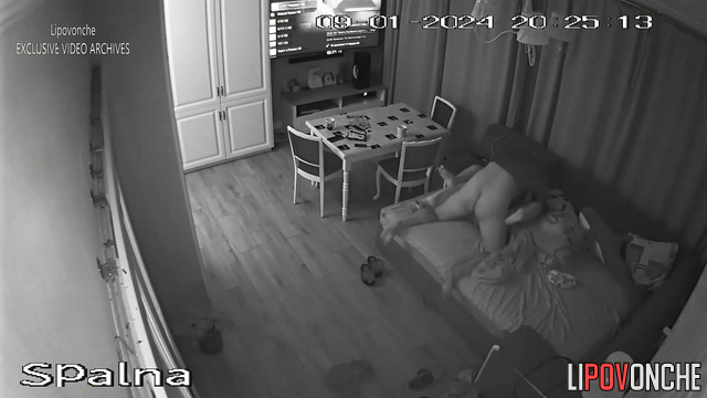 Bald guy fucking fast his new young lover - hot scene