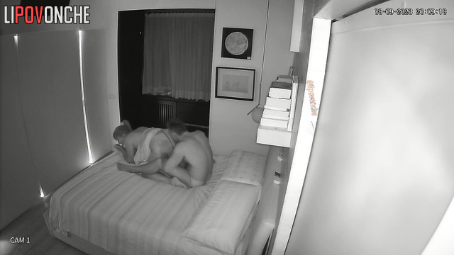 Brunette whore loves rimming and excited to be fucked in doggy style position