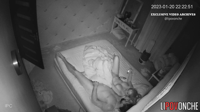 Mature lover teaches her his amazing sexual skills