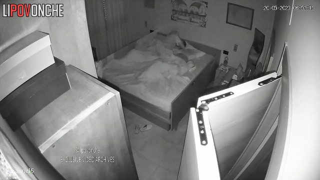 Hidden camera fixed hot missionary fuck in the random bedroom