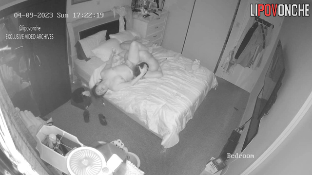 Asian couple fucking so fast and sweet (live video)