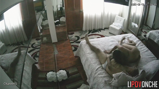 Bald chubby guy ordered a mature whore, watch now