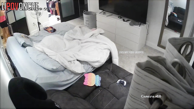 They playing console games all day long in the bed