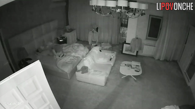 Guy fucking her wife in mouth sweet and fast right now