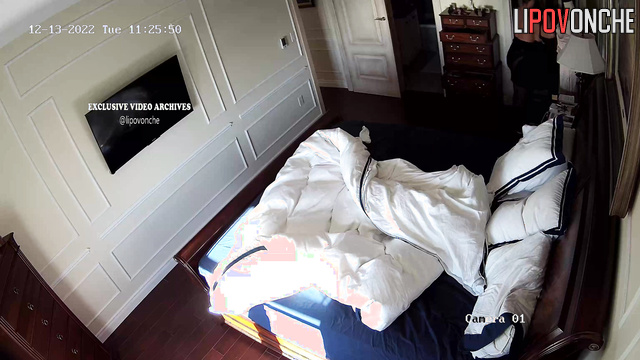 Naked ang gorgeous blonde are being watched right now