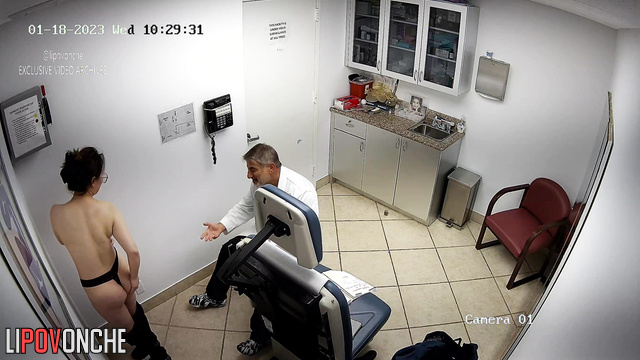 Gray-haired doctor took a photo of her naked body