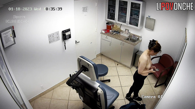 Gray-haired doctor took a photo of her naked body