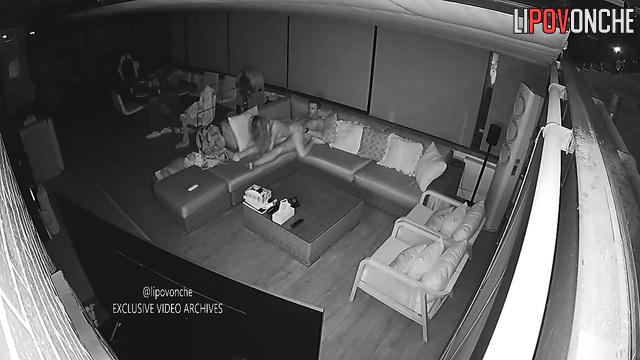Couple fucked in a huge living room right now (live porn)