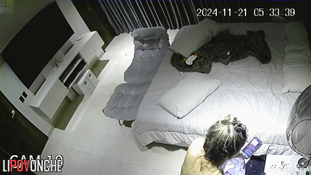 Skinny blonde with awesome ass wants to fuck right now