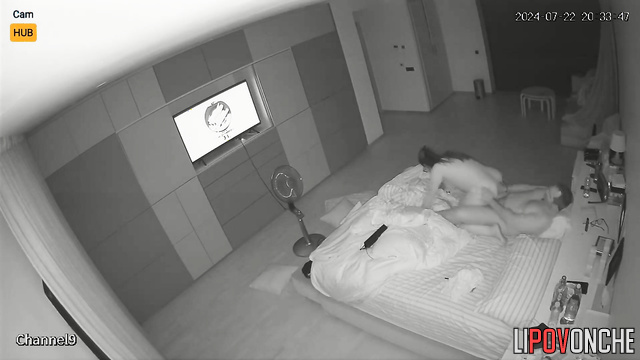 Cowgirl jumping on a cock and watching tv at the same time