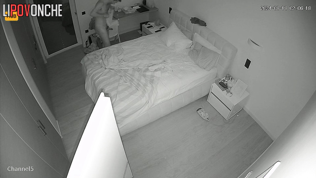 Great time under the sheets (couple fucking at night)
