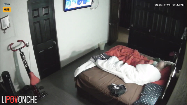 Bedroom sex scenes - passionate lady enjoying oral sex