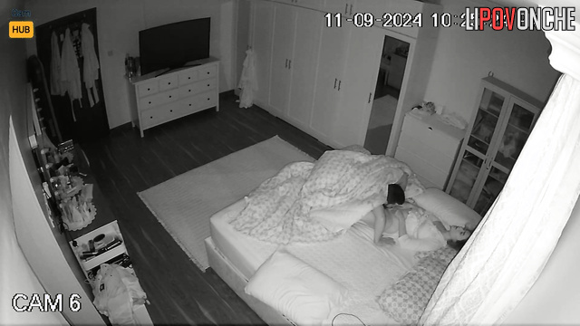 Brunet pleasing his sweet girl at the night, watch live
