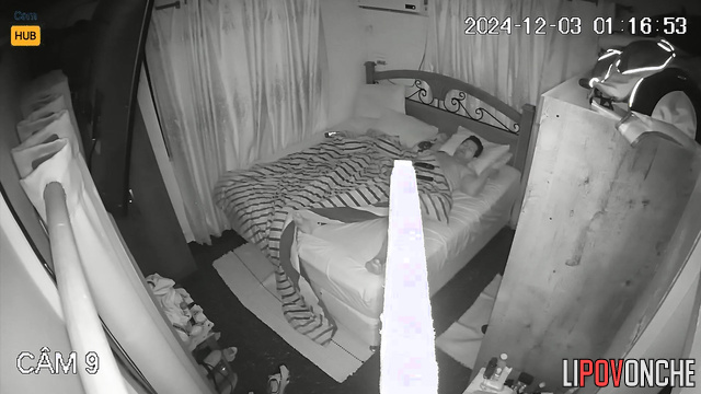 Sex scenes - interesting movements fixed a hidden cam