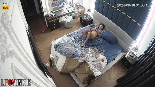 She can't sleep unless she masturbates, solo video