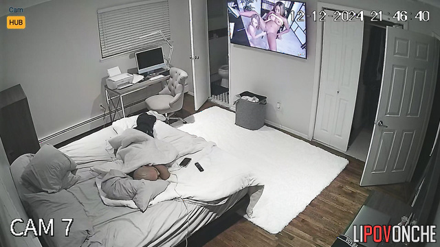 Boring bald guy watching dirty porn and wanna jerk off