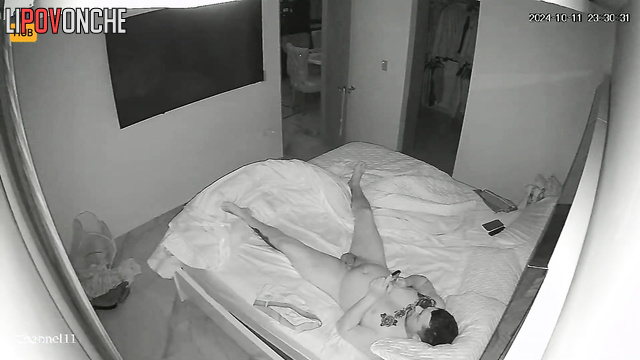 Boy and girl kissing under a warm blanket (hot scenes)