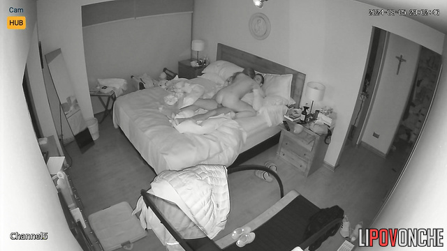 Babe loves being fucked right after she cums (night video)
