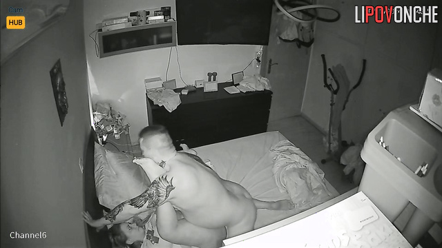 He invited her over exclusively to fuck, bedroom video