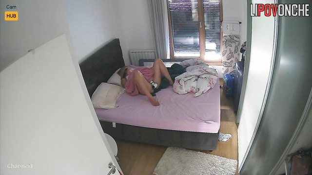 Gorgeous solo sex scenes with masturbationg blonde