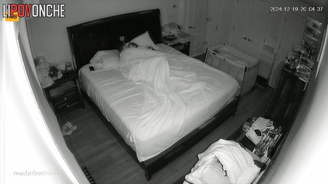Hot adult games at the midnight / video from hidden camera
