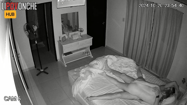 His cock teasing so hot (oral sex scenes in the bed)