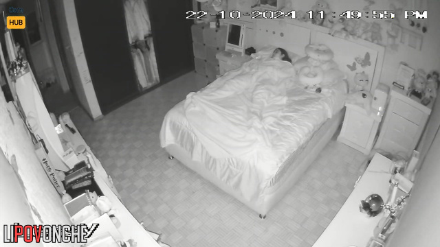 Single lady masturbating in her cute pink room right now