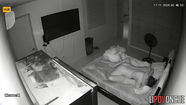 This couple wants to enjoy each other all night long