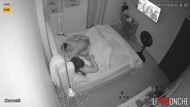 One orgasm is not enough for this Colombian couple-they have two rounds