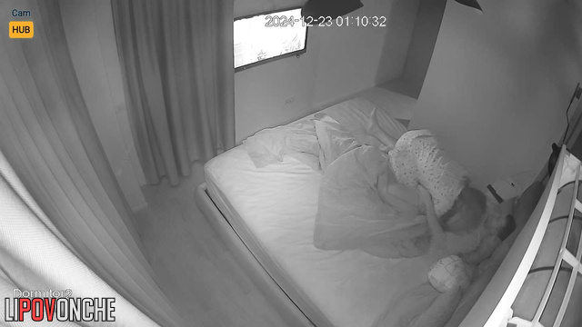 Fast and tender blowjob before sleep / hidden tape